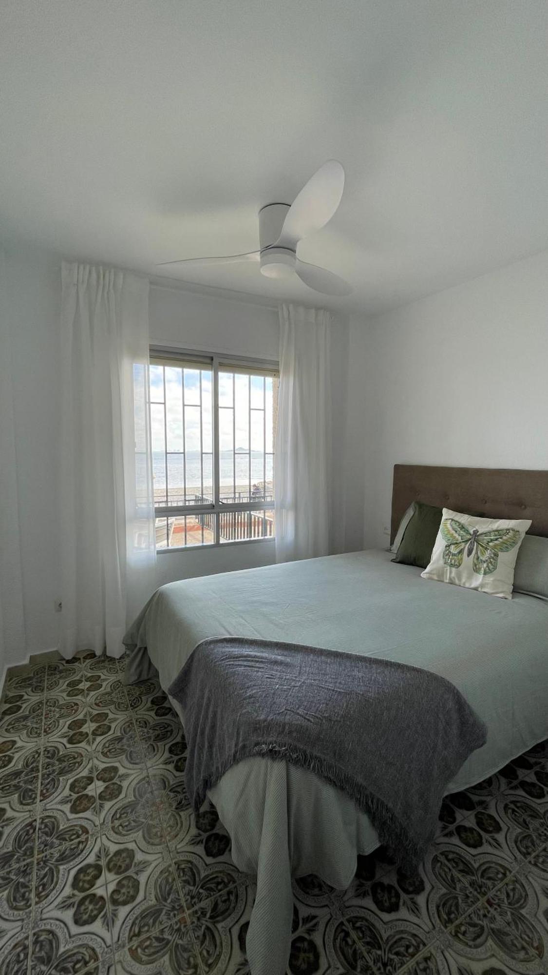 Charming Beachfront Apartment Murcia Ngoại thất bức ảnh